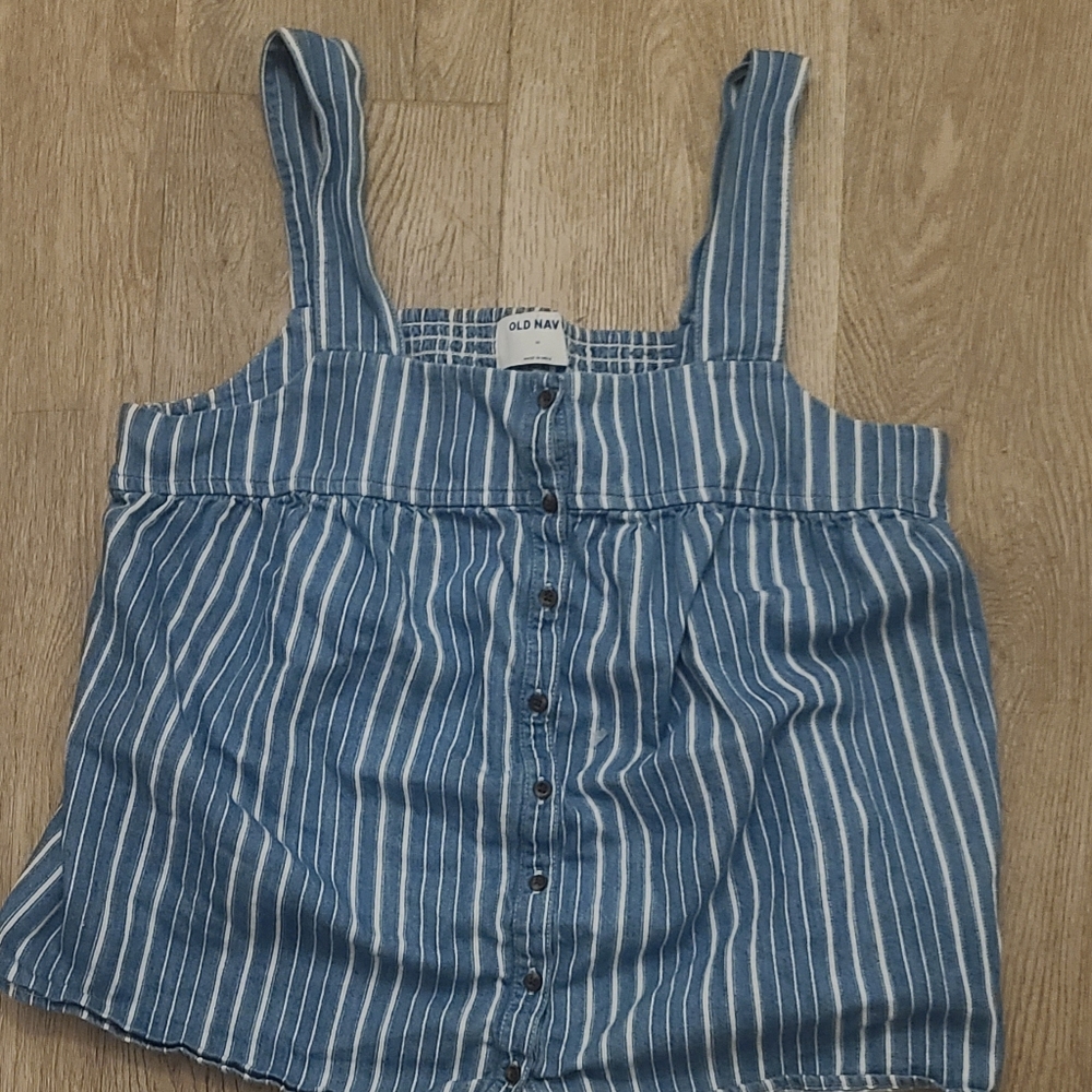 Old navy tank